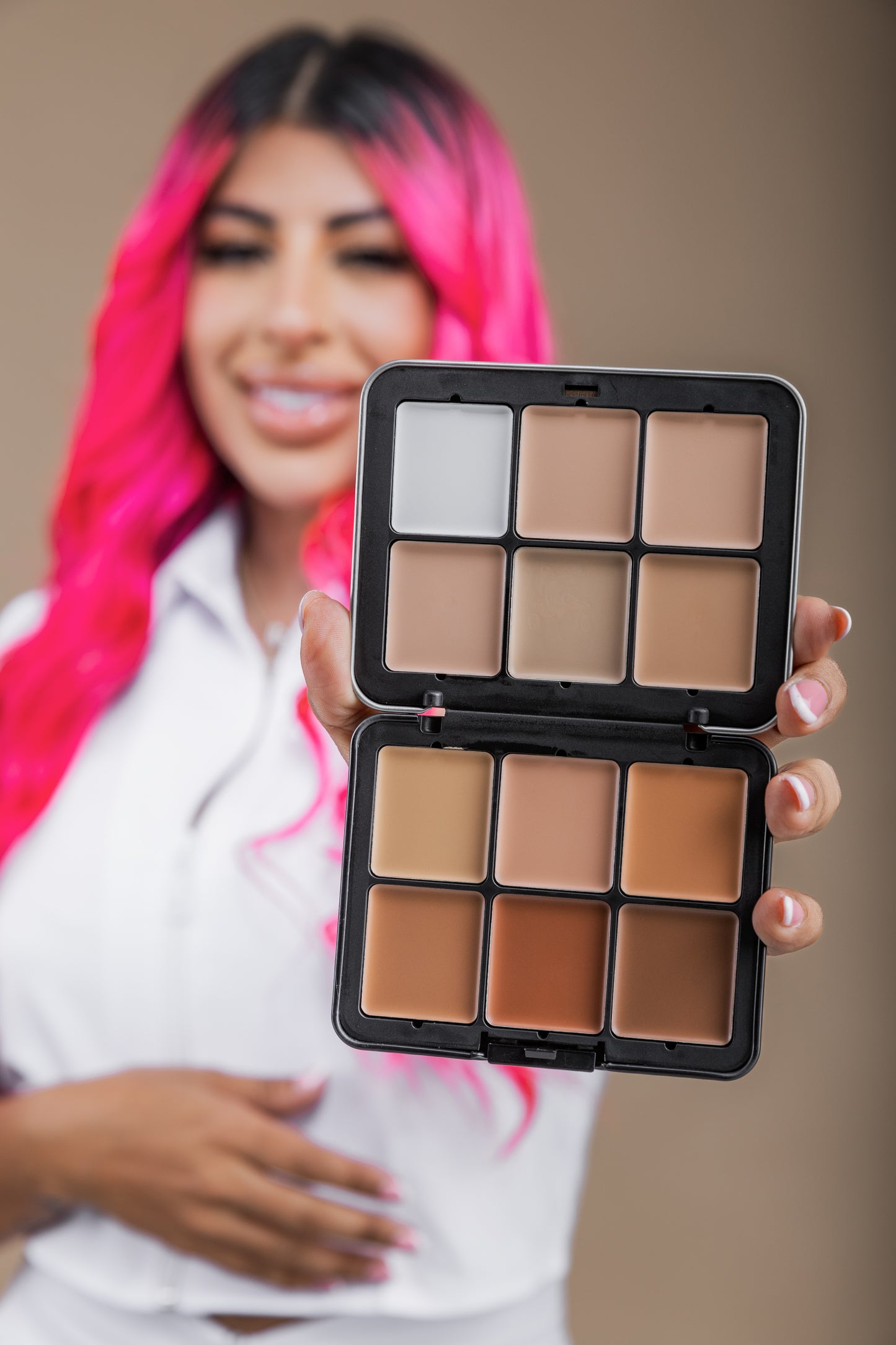 Multi-Tasking Palette
